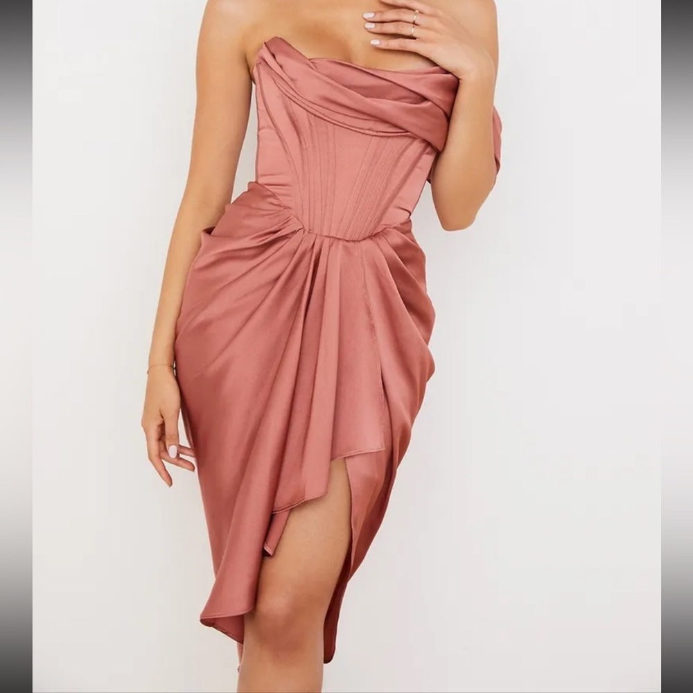 HOUSE OF CB 'Janis' Rouge Satin One Shoulder Draped Midi Dress Size XS
